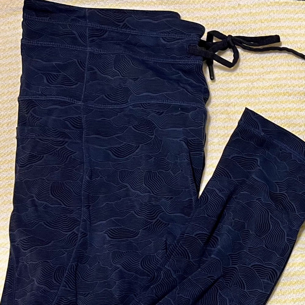 Zyia Luxe pocket leggings Terrace.